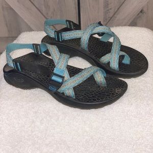 Single Strap Blue And Grey Chacos (Black bottom)
